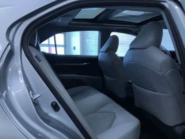 Thumbnail: 2023 Toyota Camry - 21