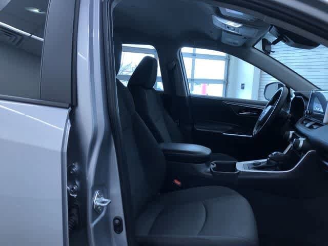 Thumbnail: 2025 Toyota RAV4 - 22