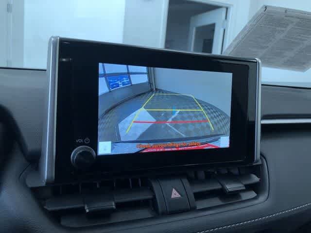 Thumbnail: 2025 Toyota RAV4 - 28