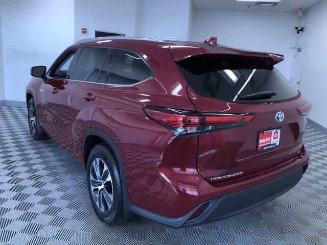 Thumbnail: 2021 Toyota Highlander - 13