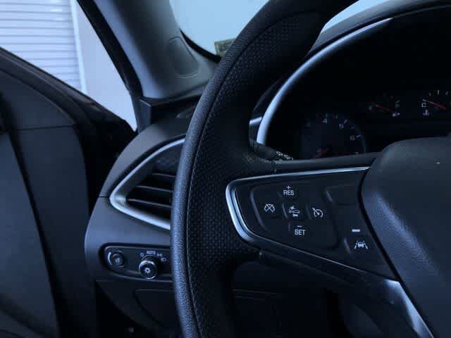 Thumbnail: 2024 Chevrolet Malibu - 18