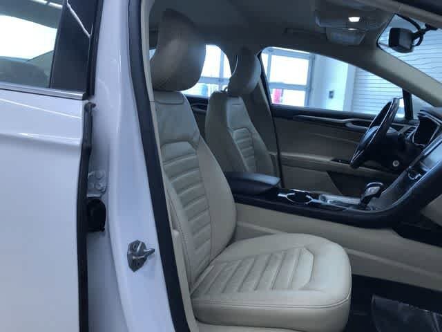 Thumbnail: 2014 Ford Fusion - 23