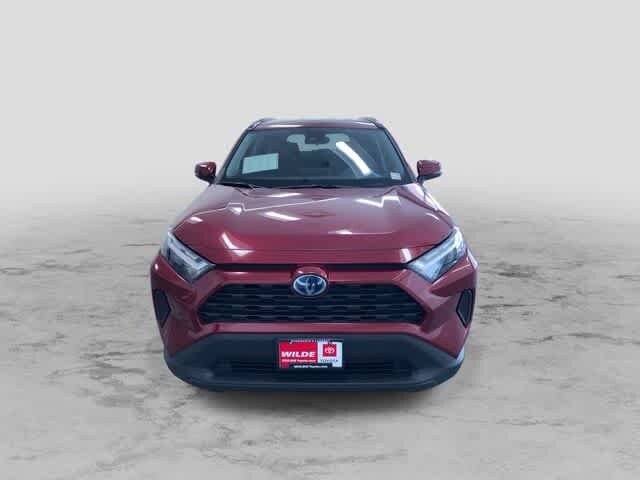 2024 Toyota RAV4 Hybrid XLE photo 4