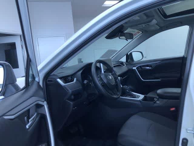 Thumbnail: 2025 Toyota RAV4 - 10