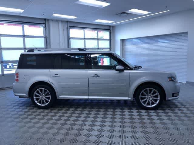 Thumbnail: 2016 Ford Flex - 36