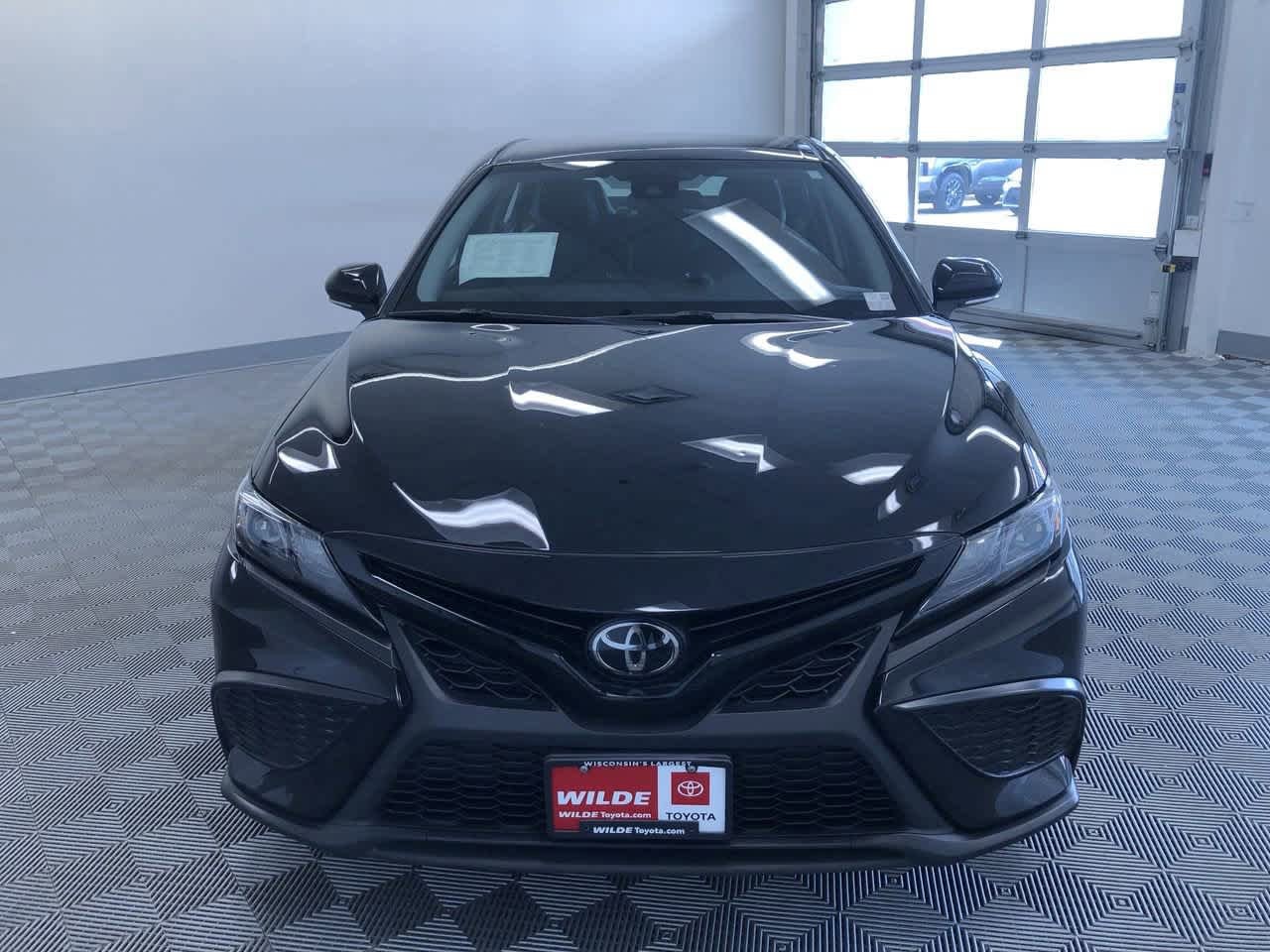 2024 Toyota Camry SE 14