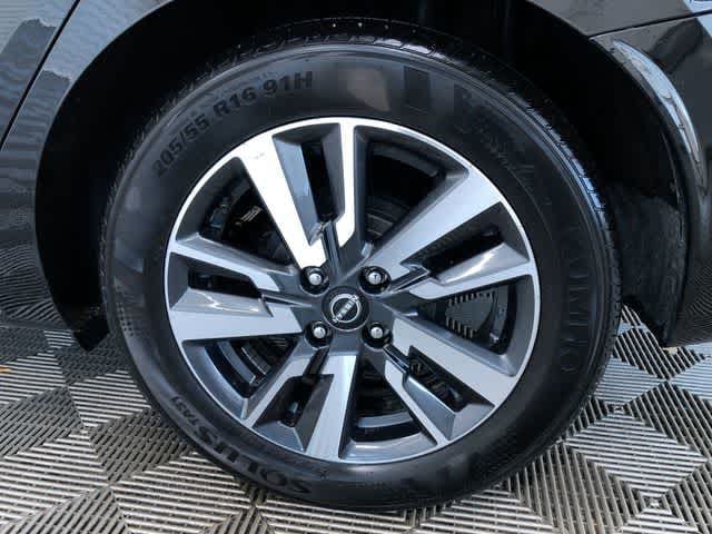 2025 Nissan Versa Sedan SV - Photo 17