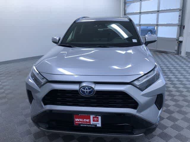 Thumbnail: 2023 Toyota RAV4 - 14