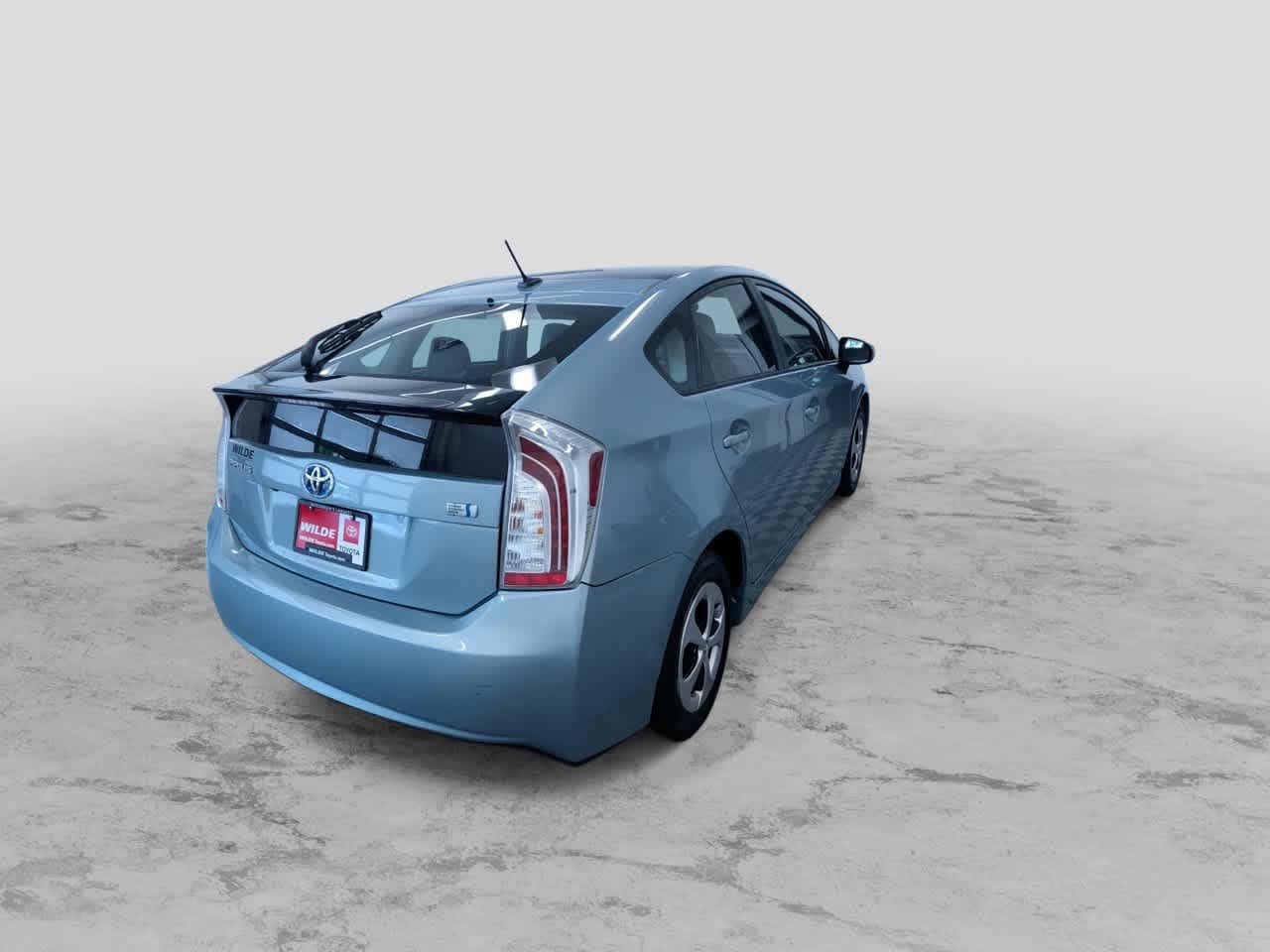 Thumbnail: 2013 Toyota Prius - 9