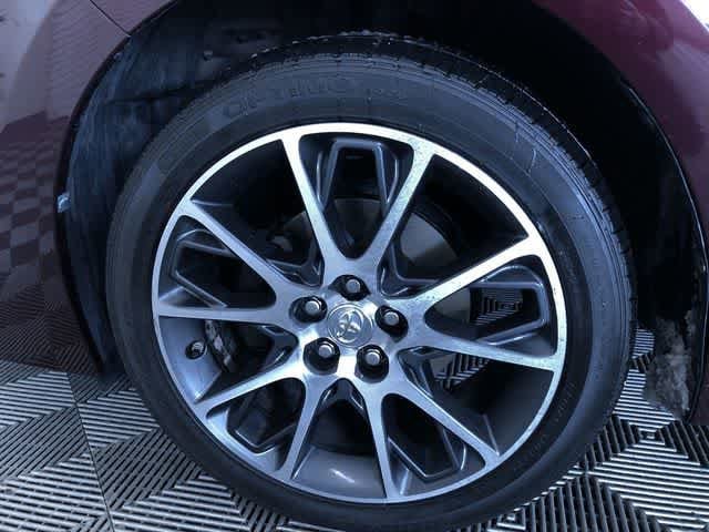 Thumbnail: 2017 Toyota Corolla - 18