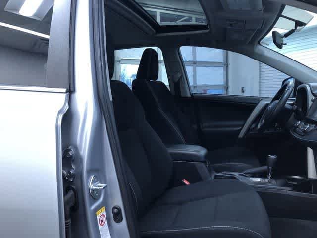 Thumbnail: 2016 Toyota RAV4 - 22