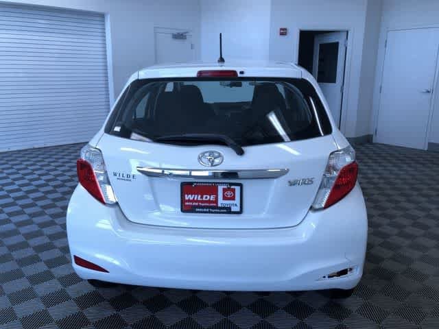 Thumbnail: 2014 Toyota Yaris - 14