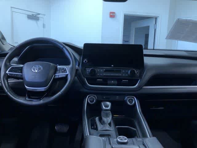 Thumbnail: 2024 Toyota Grand Highlander - 19