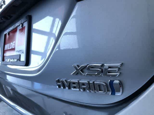 Thumbnail: 2022 Toyota Camry - 7