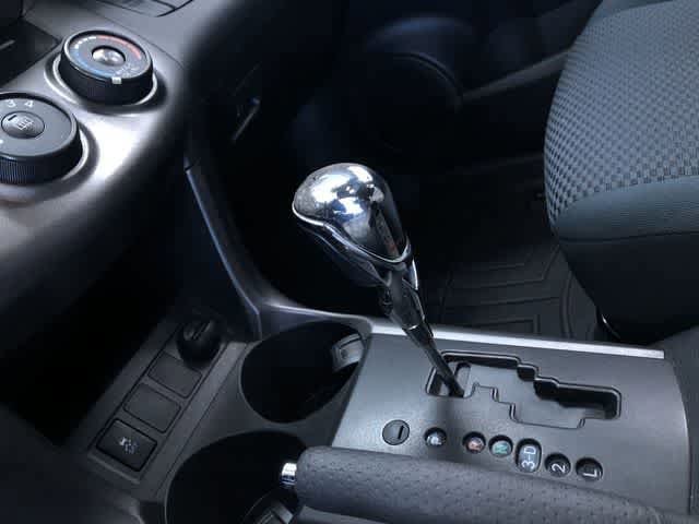 Thumbnail: 2010 Toyota RAV4 - 35