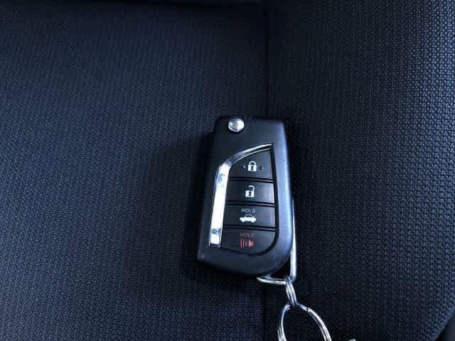 Thumbnail: 2025 Toyota Corolla - 30