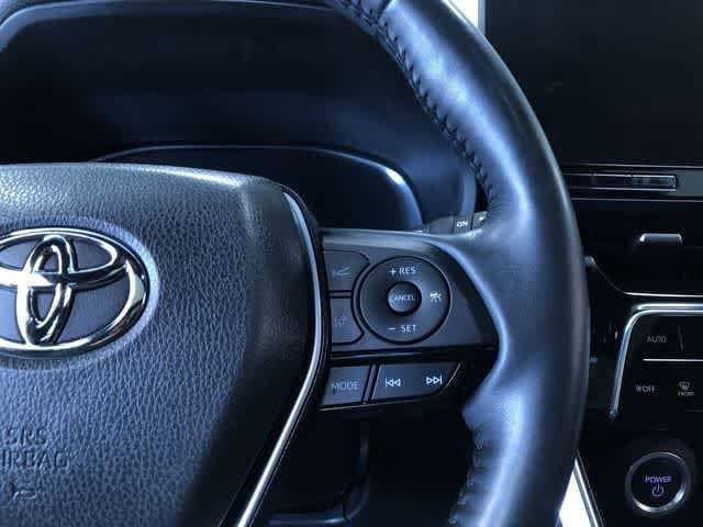 Thumbnail: 2023 Toyota Venza - 25