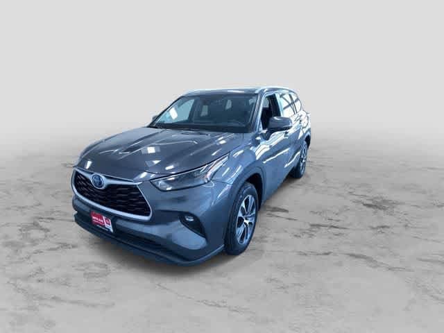 Thumbnail: 2023 Toyota Highlander - 6