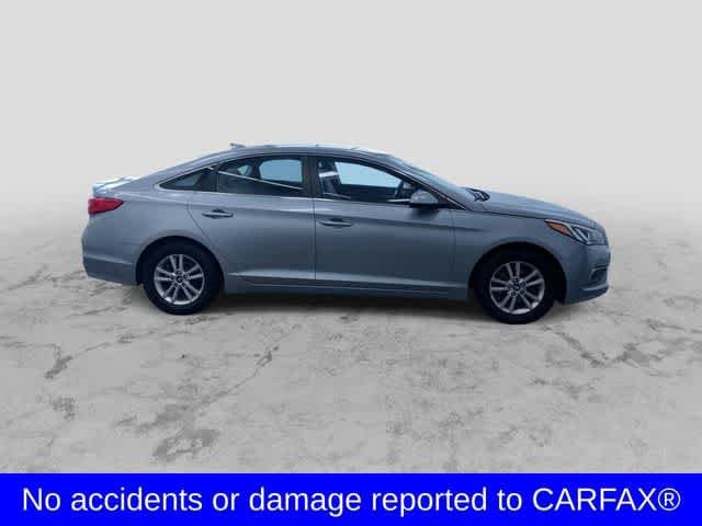 Thumbnail: 2016 Hyundai Sonata - 2