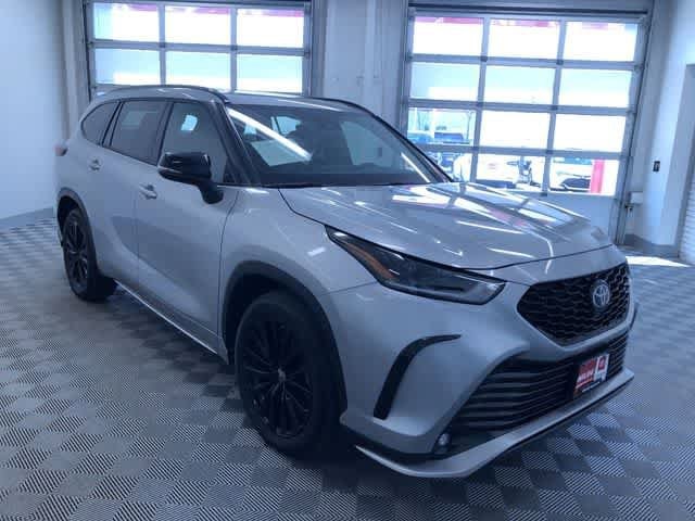 Thumbnail: 2025 Toyota Highlander - 37