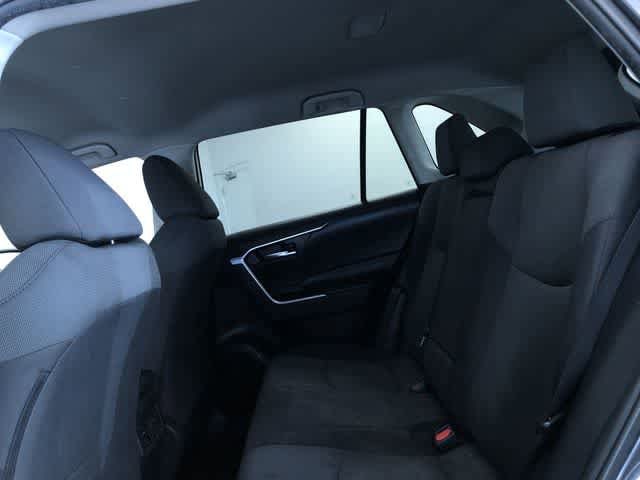 Thumbnail: 2022 Toyota RAV4 - 13