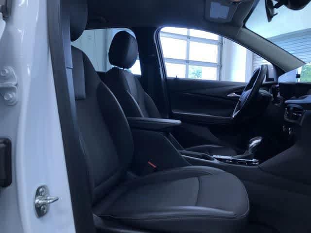 Thumbnail: 2025 Buick Encore GX - 22