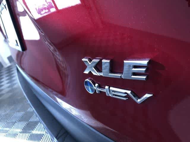 Thumbnail: 2025 Toyota RAV4 - 15