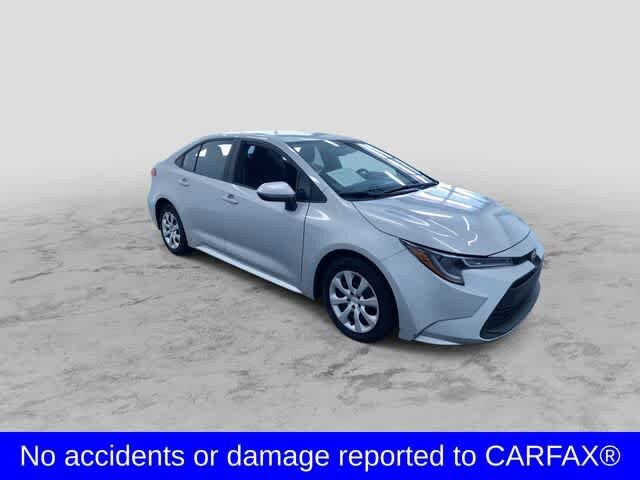 2024 Toyota Corolla LE photo 3
