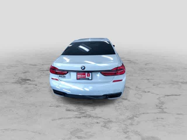 Thumbnail: 2016 BMW 7 Series - 9