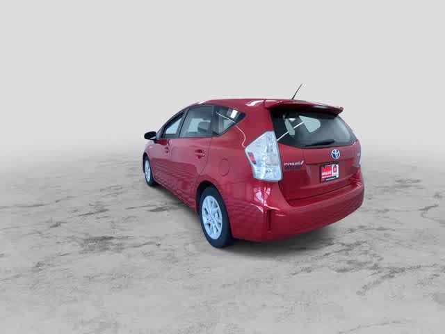 Thumbnail: 2013 Toyota Prius v - 8