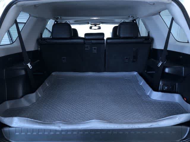 Thumbnail: 2011 Toyota 4Runner - 32