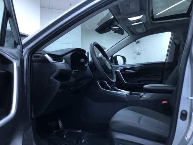 Thumbnail: 2025 Toyota RAV4 - 11