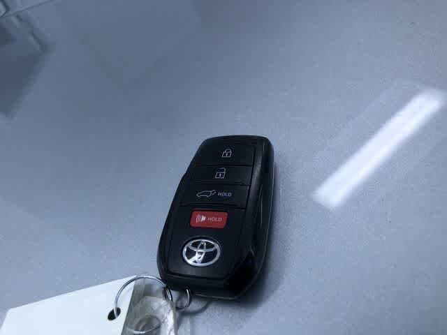 Thumbnail: 2024 Toyota Highlander - 35