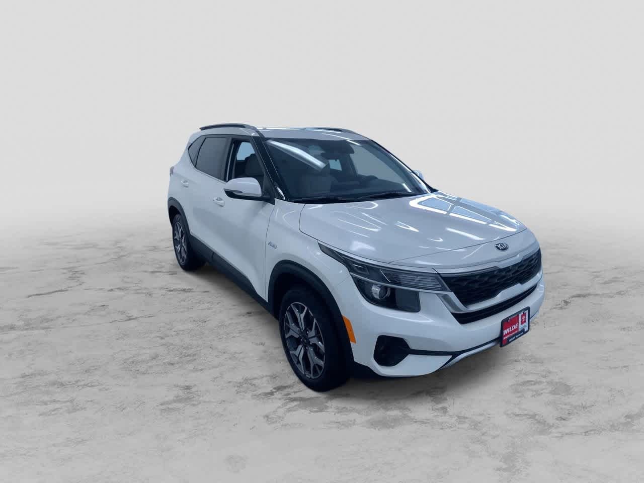 2021 Kia Seltos EX 3