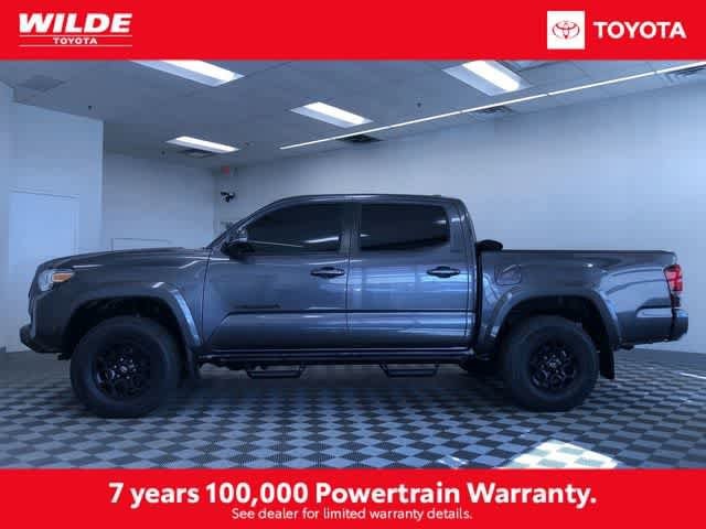 Thumbnail: 2022 Toyota Tacoma - 3