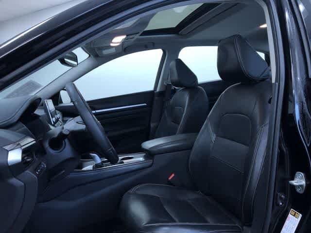 Thumbnail: 2019 Nissan Altima - 19