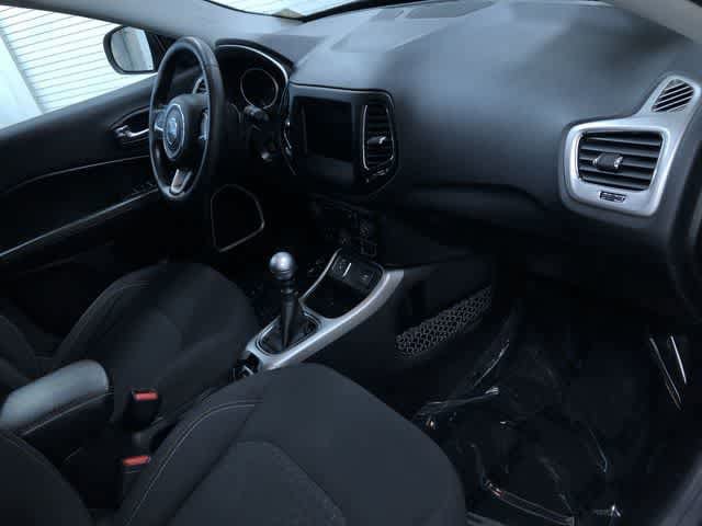 Thumbnail: 2019 Jeep Compass - 15