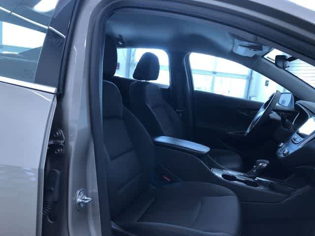 Thumbnail: 2024 Chevrolet Malibu - 23