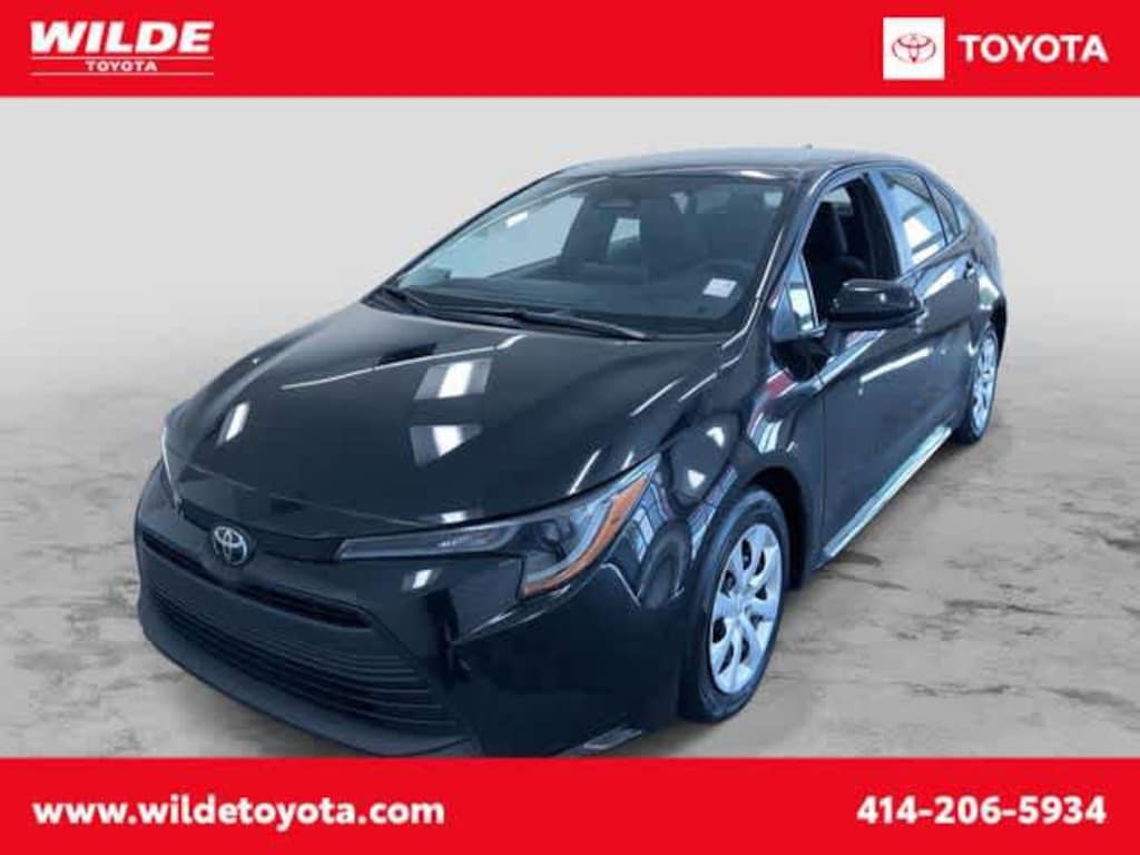 Used 2024 Toyota Corolla LE Car