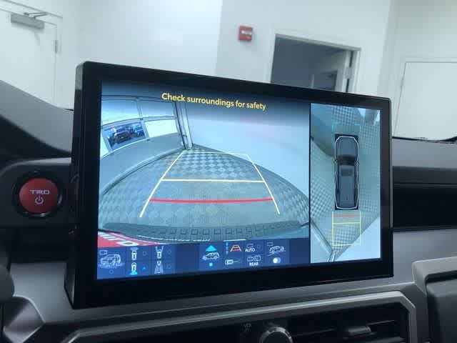 Thumbnail: 2025 Toyota 4Runner - 20