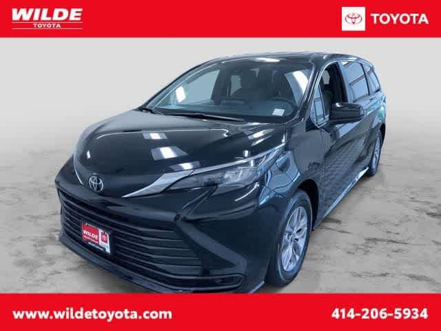 2026 Toyota Sienna Mini-van, Passenger 