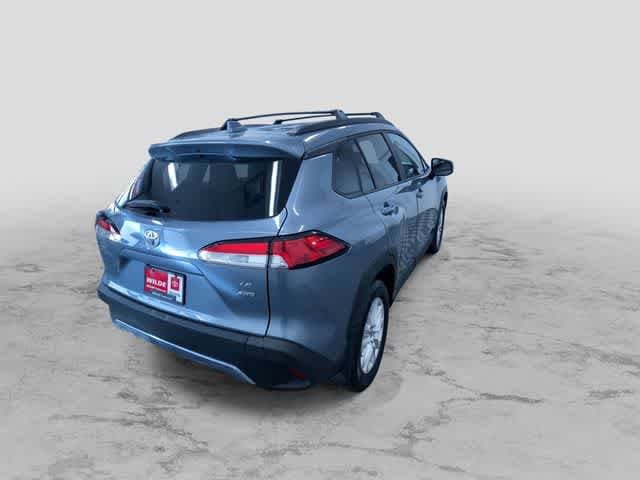 Thumbnail: 2022 Toyota Corolla Cross - 9