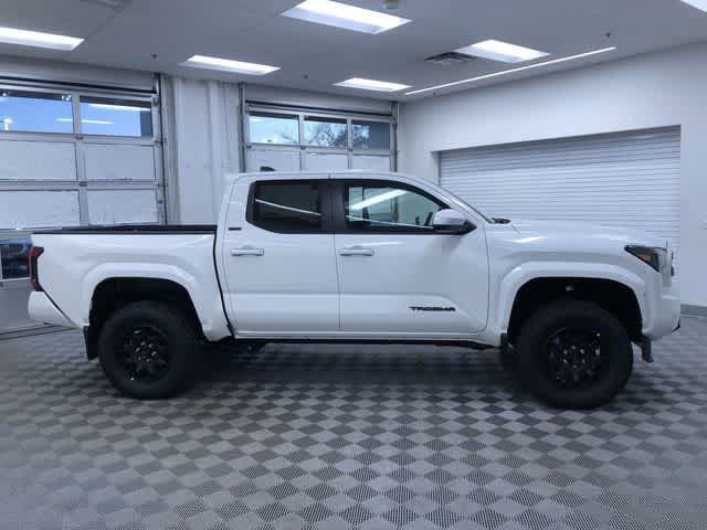 Thumbnail: 2025 Toyota Tacoma - 6