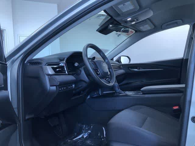 Thumbnail: 2025 Toyota Camry - 11