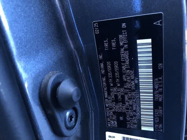 Thumbnail: 2025 Toyota Highlander - 33