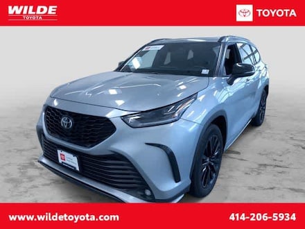 Shop 2025 Toyota Highlander XSE Sport Utility For Sale Milwaukee, Wisconsin