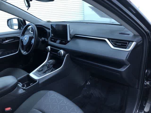 Thumbnail: 2025 Toyota RAV4 - 23