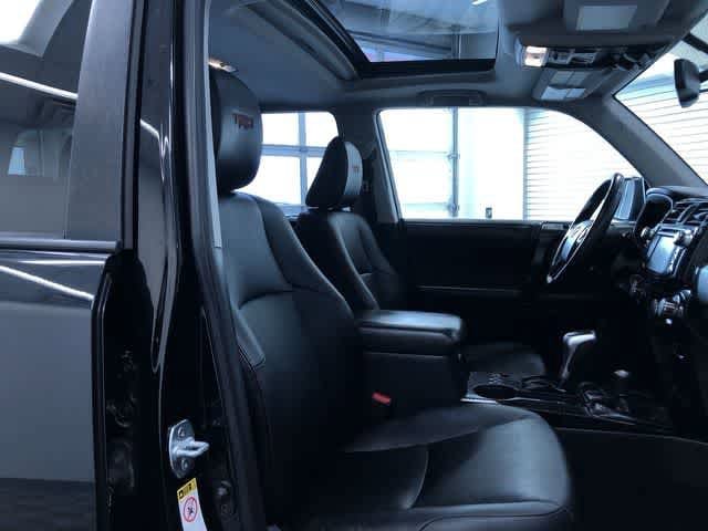 Thumbnail: 2017 Toyota 4Runner - 25