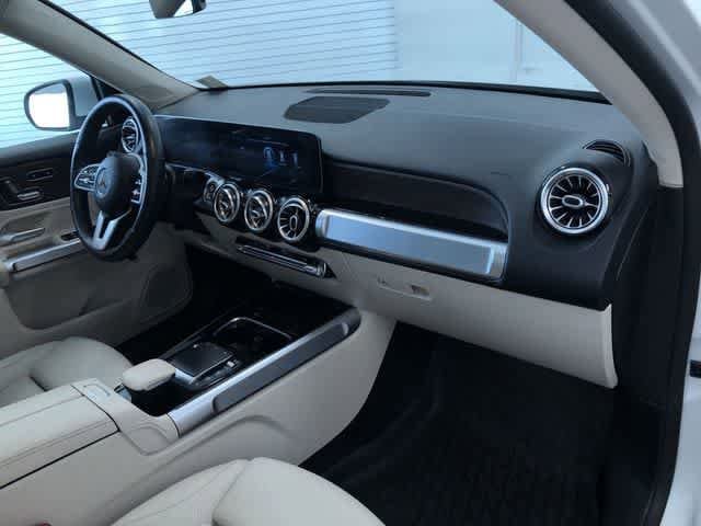Thumbnail: 2021 Mercedes-Benz GLB - 24