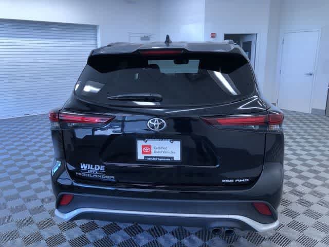Thumbnail: 2025 Toyota Highlander - 13
